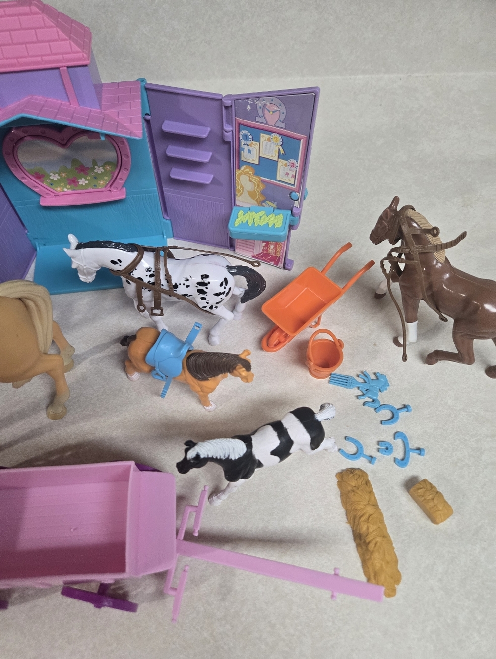 Horse Stable Ranch Toy Bundle - Picture 5 of 16